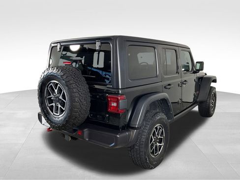 Used 2024 Jeep Wrangler Unlimited Rubicon AWD/4WD image 8