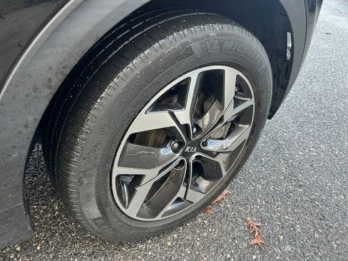 Used 2022 Kia Sportage EX image 10