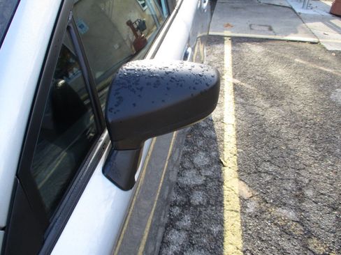 Used 2019 Subaru Impreza 2.0i image 27