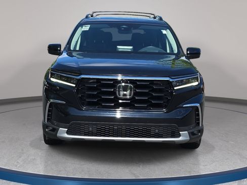 Used 2023 Honda Pilot Elite image 2