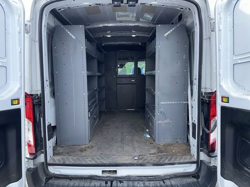 Used 2019 Ford Transit 250 130 Medium Roof image 3