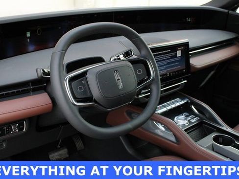 New 2026 Lincoln Nautilus Reserve image 24