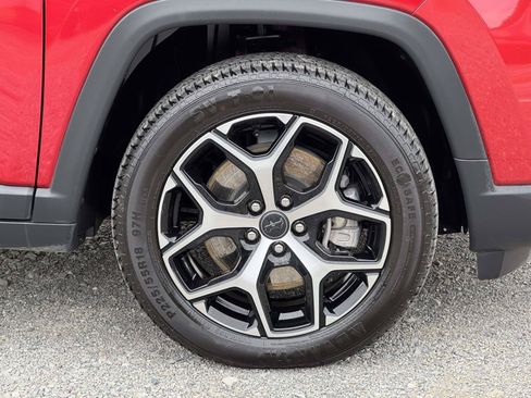 Used 2025 Jeep Compass Limited AWD/4WD image 26