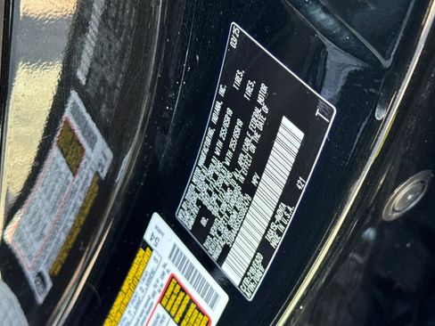 Used 2025 Toyota Grand Highlander AWD image 31