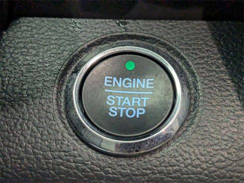 Used 2022 Ford F350 Platinum w/ FX4 Off-Road Package image 26