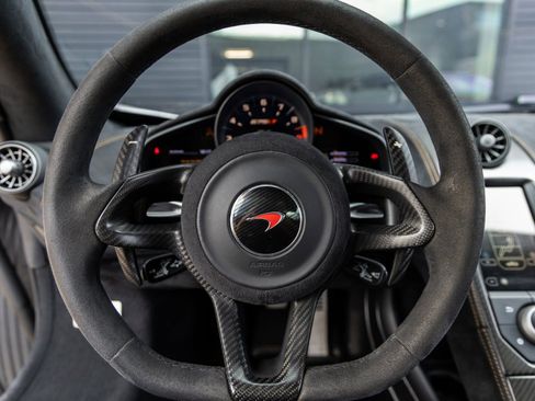 Used 2016 McLaren 675LT Coupe image 33