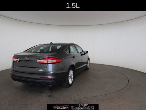 Used 2019 Ford Fusion SE image 17