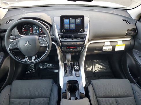 New 2025 Mitsubishi Eclipse Cross SE image 24