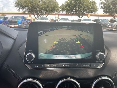 Used 2025 Nissan Sentra SV FWD image 29