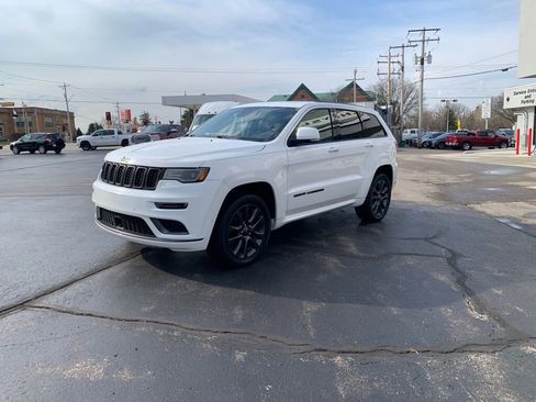 Used 2018 Jeep Grand Cherokee High Altitude image 3