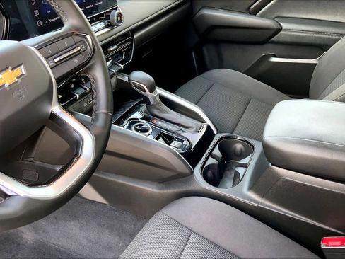 Used 2024 Chevrolet Colorado LT w/ LT Convenience Package image 16