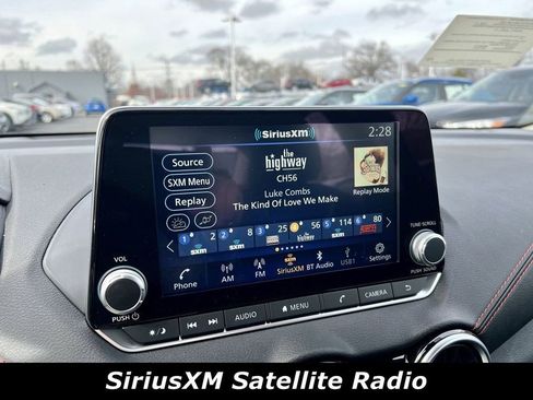Certified 2025 Nissan Sentra SR w/ SR Premium Package FWD image 7