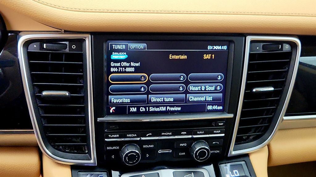 Used 2016 Porsche Panamera 4 Edition AWD/4WD image 19