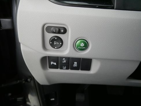 Used 2020 Honda Pilot Touring image 26