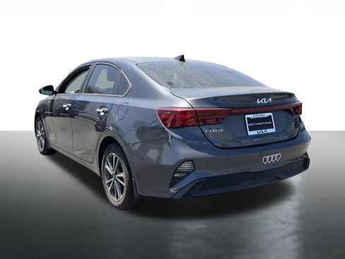 Certified 2023 Kia Forte LXS FWD image 5