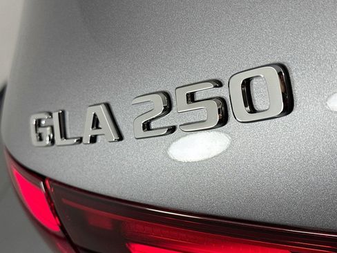 New 2026 Mercedes-Benz GLA 250 image 8