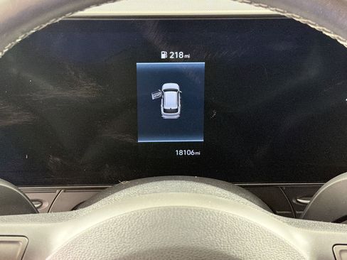 Used 2025 Hyundai Kona SEL image 19