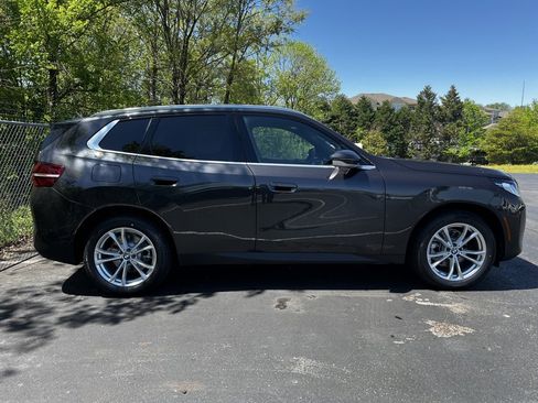 Used 2025 BMW X3 xDrive30i w/ Convenience Package image 4