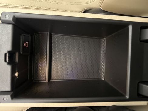 Certified 2023 BMW 330i xDrive Sedan w/ Driving Assistance Package image 22