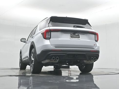 New 2026 Ford Explorer ST w/ Sun And Sound Package image 51