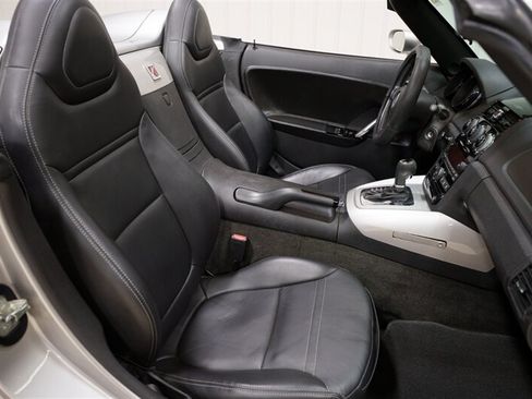 Used 2008 Saturn Sky w/ Premium Trim Package RWD image 16