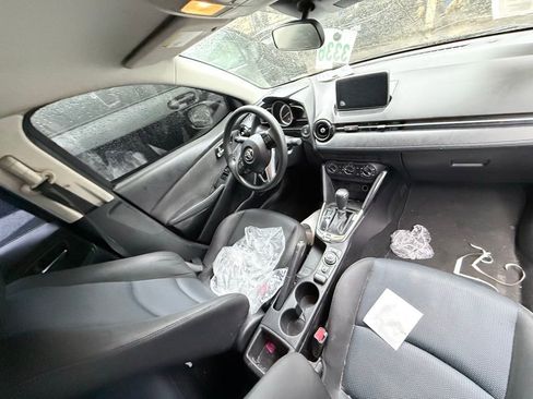 Used 2017 Toyota Yaris iA image 8