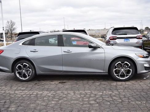 Used 2024 Chevrolet Malibu LT image 5