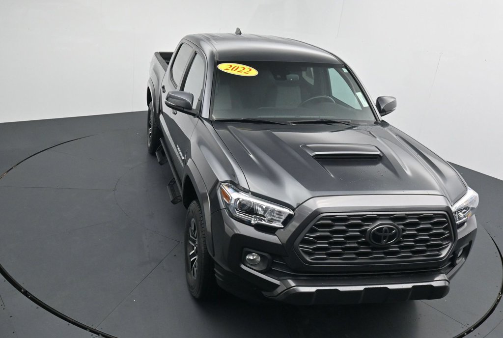 Used 2022 Toyota Tacoma TRD Sport w/ Technology Package AWD/4WD image 24