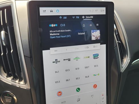 Used 2024 Ford Edge ST-Line image 27