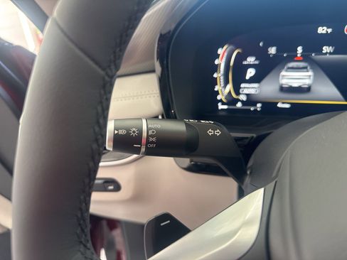 New 2026 INFINITI QX60 Luxe w/ Family Package image 17