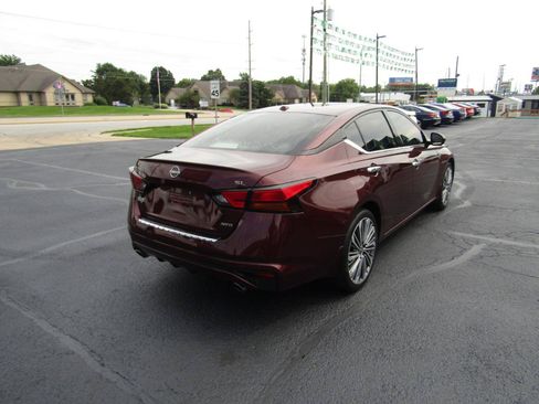 Used 2023 Nissan Altima 2.5 SL AWD/4WD image 8