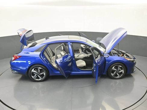 Used 2023 Hyundai Elantra Limited FWD image 69