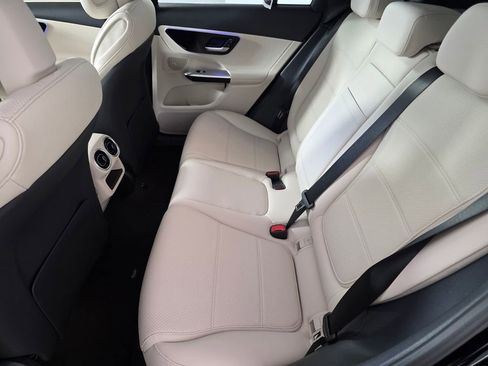 New 2026 Mercedes-Benz GLC 300 image 11