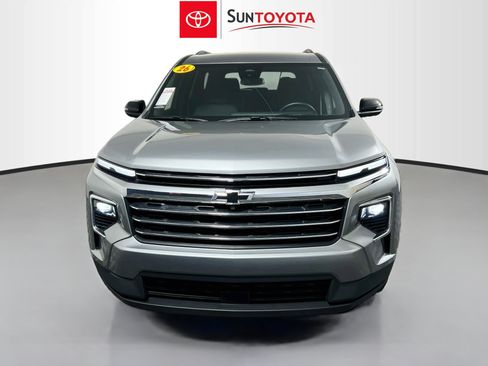 Used 2026 Chevrolet Traverse LT FWD image 10