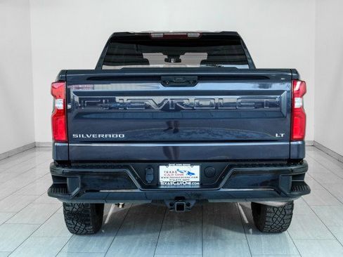 Used 2022 Chevrolet Silverado 1500 LT Trail Boss image 7