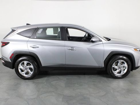 Certified 2024 Hyundai Tucson SE FWD image 15