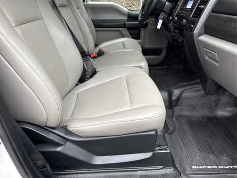 Used 2021 Ford F450 XL w/ Power Equipment Group image 16