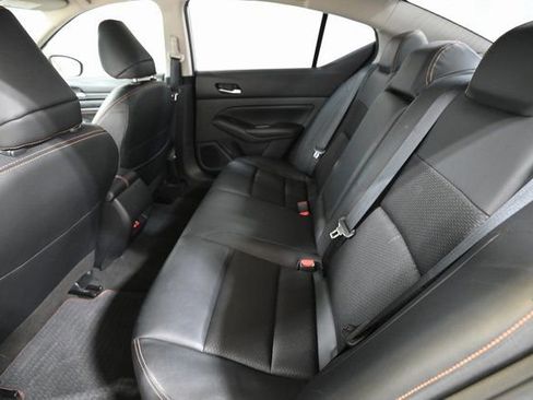 Used 2022 Nissan Altima 2.5 SR image 8