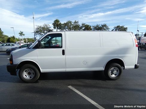 Used 2023 Chevrolet Express 2500 w/ Driver Convenience Package image 9
