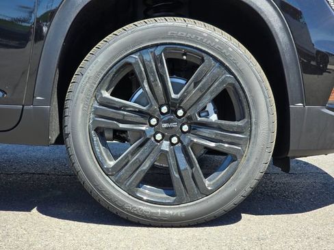 New 2026 GMC Acadia Elevation w/ Black Edition AWD/4WD image 9