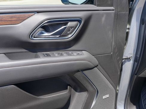 Used 2023 Chevrolet Tahoe High Country AWD/4WD image 27