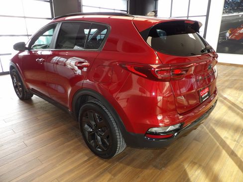 Used 2021 Kia Sportage S image 8