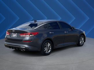Used 2019 Kia Optima LX FWD video 3