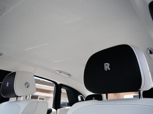 New 2025 Rolls-Royce Ghost image 8