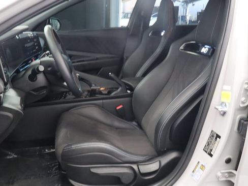 Used 2025 Hyundai Elantra N FWD image 19