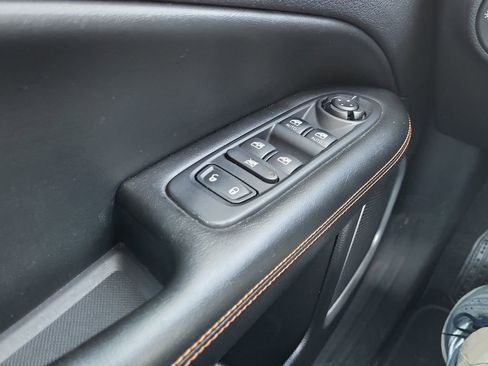 Used 2019 Jeep Compass Limited image 25