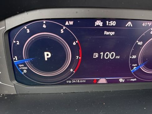 Used 2021 Volkswagen Tiguan SEL image 16