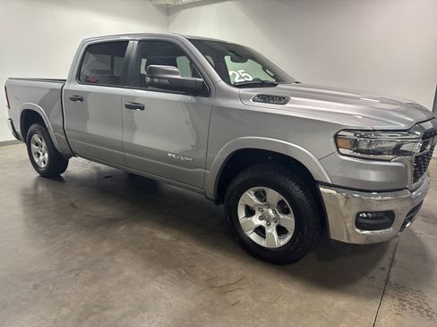 Used 2025 RAM 1500 Big Horn image 2