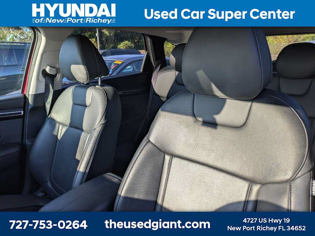 Used 2023 Hyundai Tucson SEL w/ Convenience Package AWD/4WD image 3