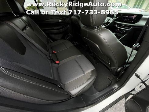 Used 2025 Buick Encore GX Preferred w/ Comfort Package image 14